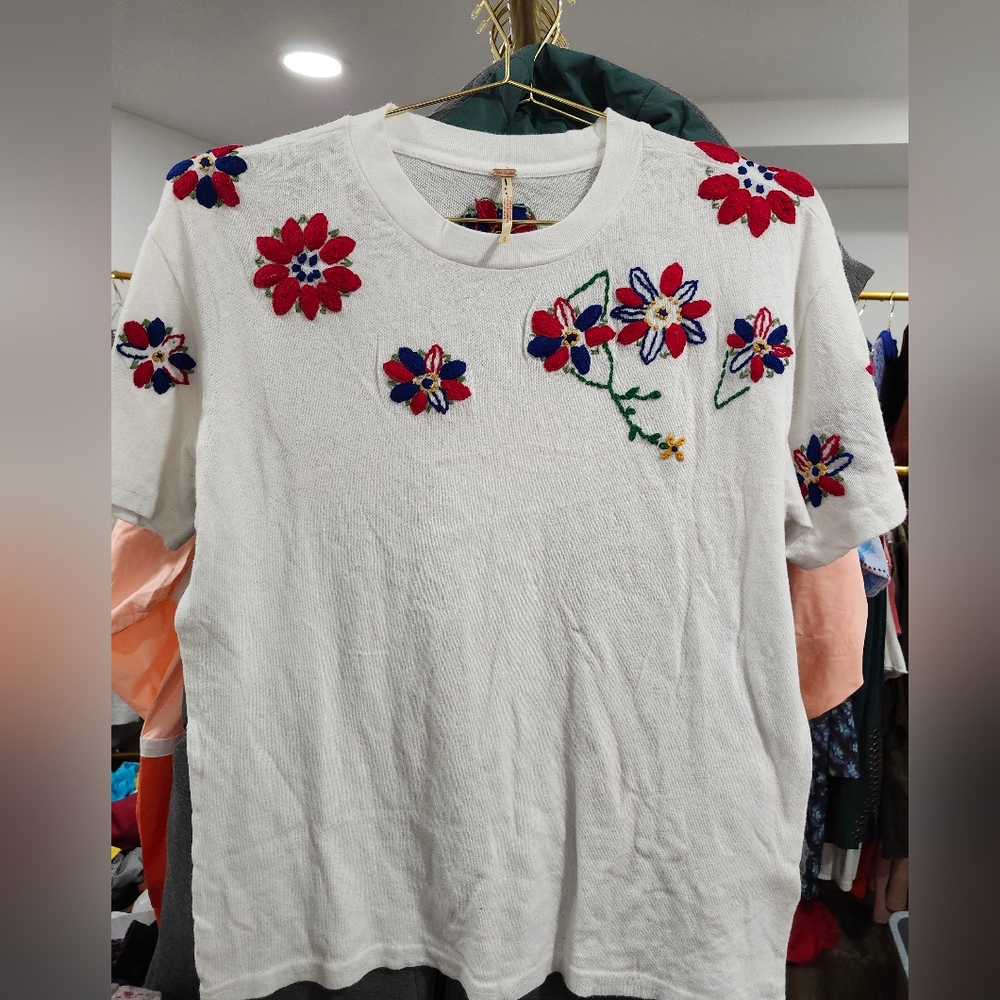 NWOT Free People Petal Stitch Tissue Tee - cream combo - Picture 5 of 7